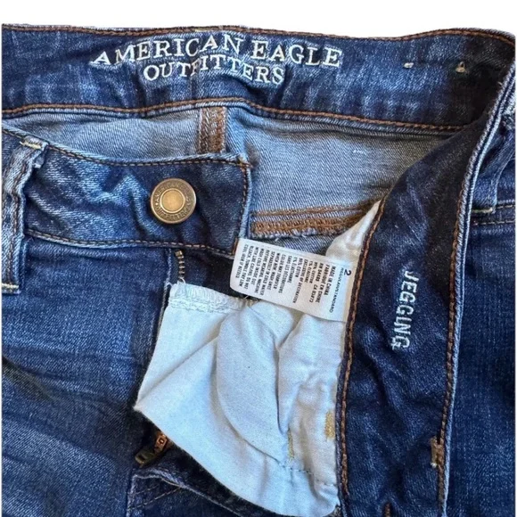 American Eagle Outfitters Women's Blue Distressed Jeans Denim Size 2 Jeggings - Picture 5 of 5